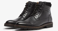 Woodstock Black